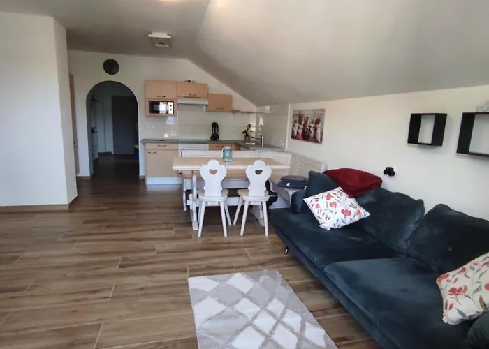 Claudia فيلدين ام ورثرسي